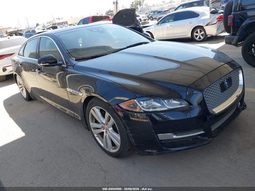 Vin: sajwa2g73j8w13398, lot: 45553429, jaguar xj 2018 img_1