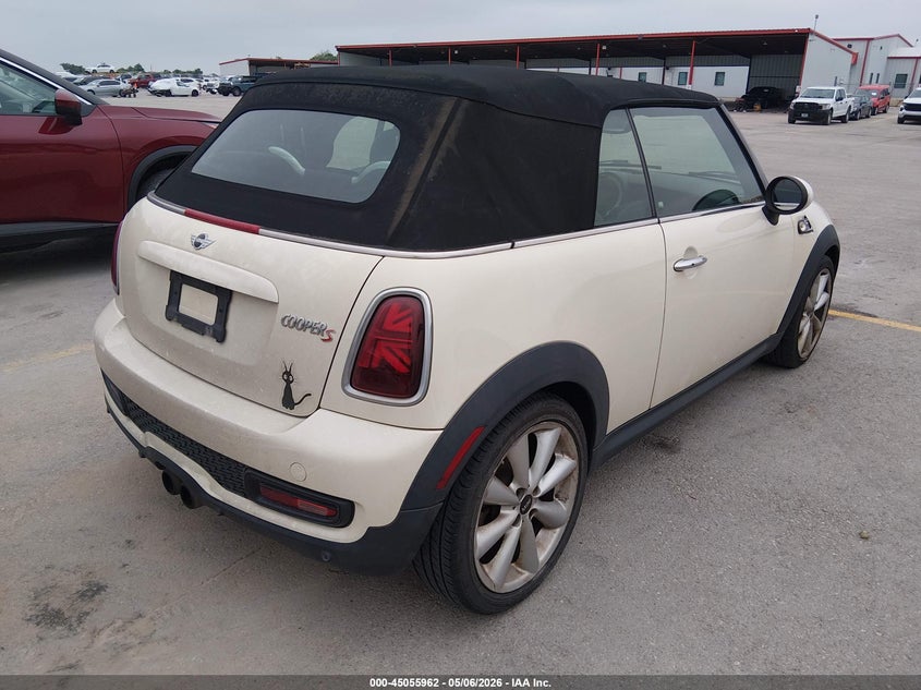 2015 MINI CONVERTIBLE auction photo 4