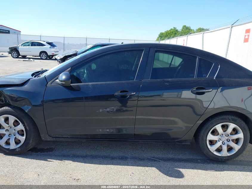 MAZDA MAZDA3 2012 VIN JM1BL1UF1C1528486