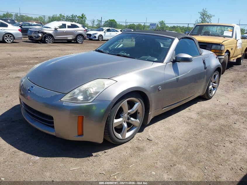 JN1BZ36A58M852142 2008 Nissan 350z Touring photo 1