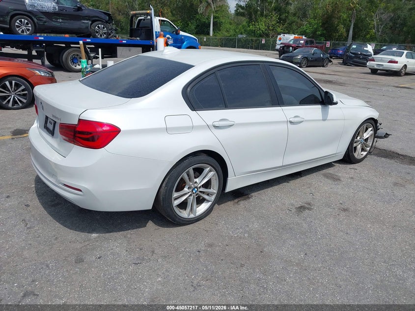 Vin: wba8a9c59jah12143, lot: 45554762, bmw 320i 20184