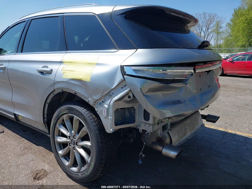 2022 Lincoln Corsair Standard VIN: 5LMCJ1D97NUL28520 Lot: 45057271