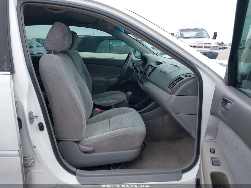 2004 TOYOTA CAMRY auction photo 5