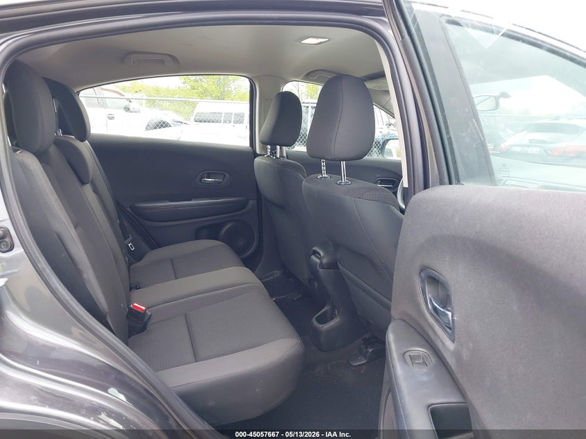 VIN 3CZRU6H39MM746876 2021 HONDA HR-V AWD LX