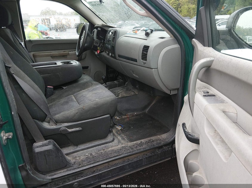2010 GMC SIERRA PICKUP 4.8L V-8 VVT, 302HP