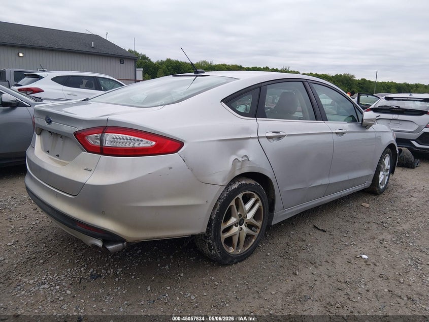 2015 FORD FUSION auction photo 4
