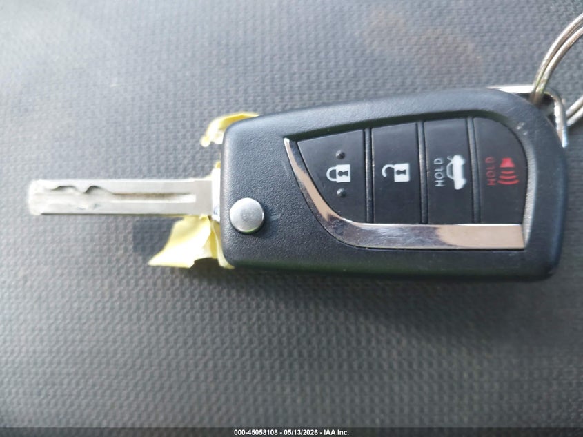 VIN 5YFEPRAE7LP091147 2020 TOYOTA COROLLA LE