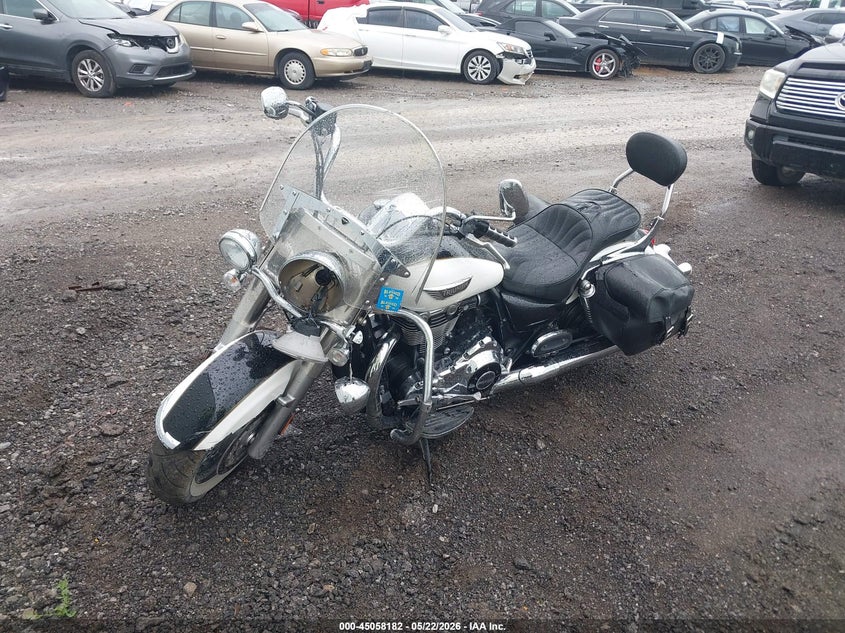 SMTB07WF0HJ785978 2017 Triumph Motorcycle Thunderbird Lt photo 1