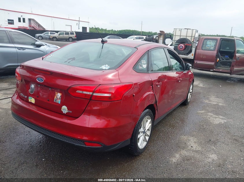 Vin: 1fadp3f28hl204018, lot: 45556037, ford focus se 20174