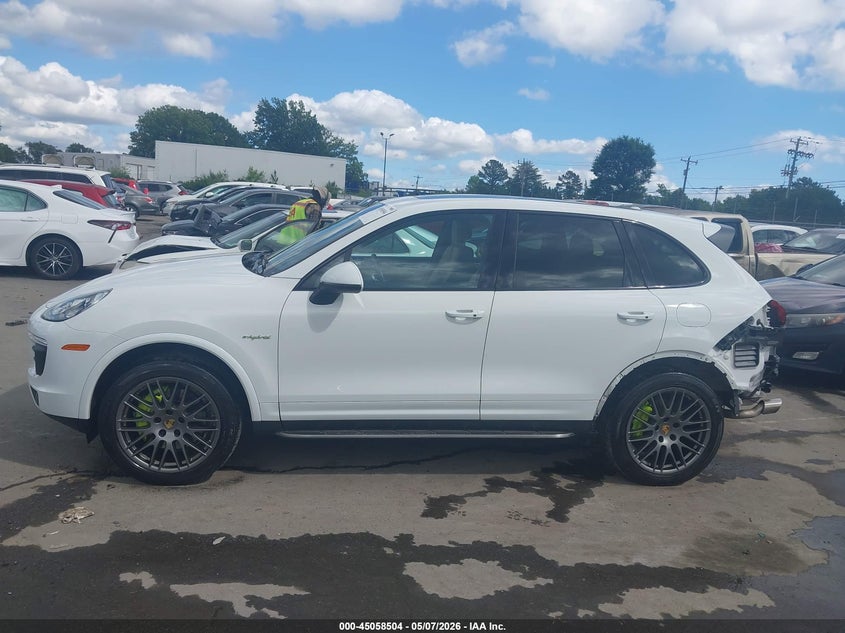 2018 Porsche Cayenne E-Hybrid S Platinum Edition VIN: WP1AE2A21JLA72227 Lot: 45058504