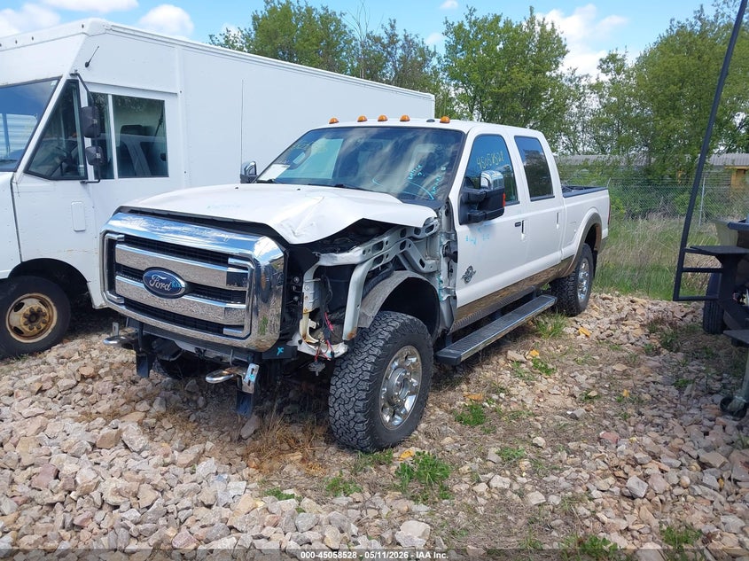 Ford F-350 - фото 2