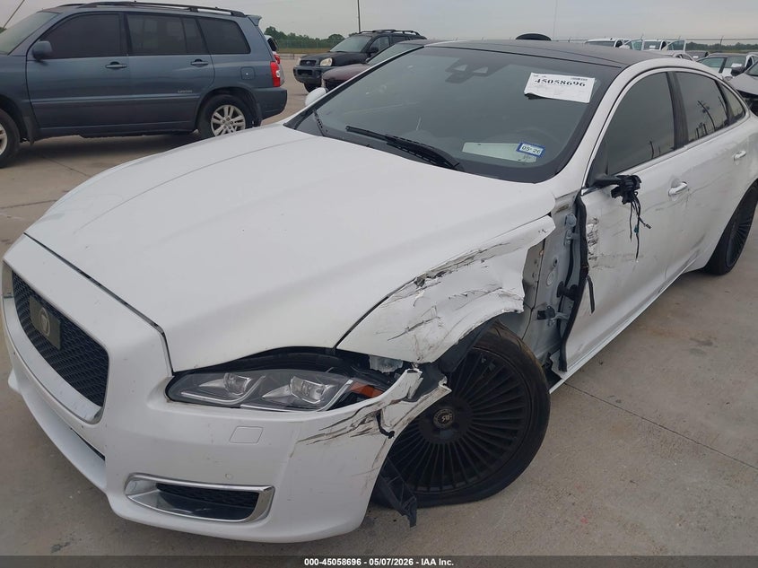2019 Jaguar Xj Xj50 V6/Xjl Portfolio VIN: SAJWA2G7XK8W21645 Lot: 45058696