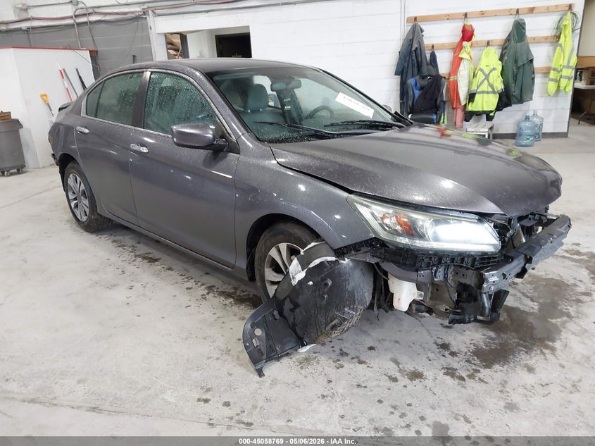 2015 HONDA ACCORD auction photo 1