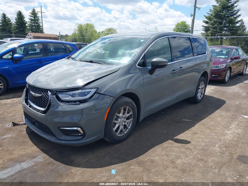 Vin: 2c4rc1fg4pr558443, lot: 45556486, chrysler pacifica touring 20232
