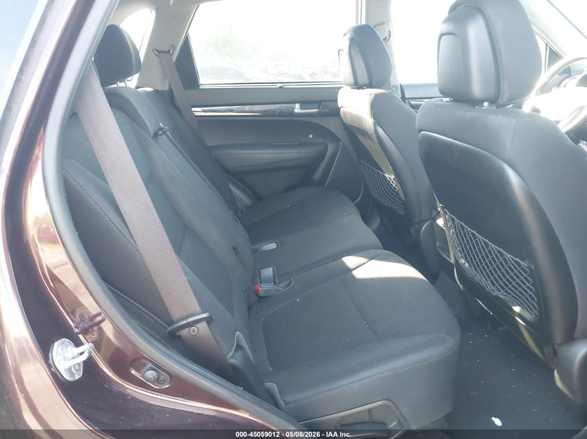 2014 KIA SORENTO auction photo 8