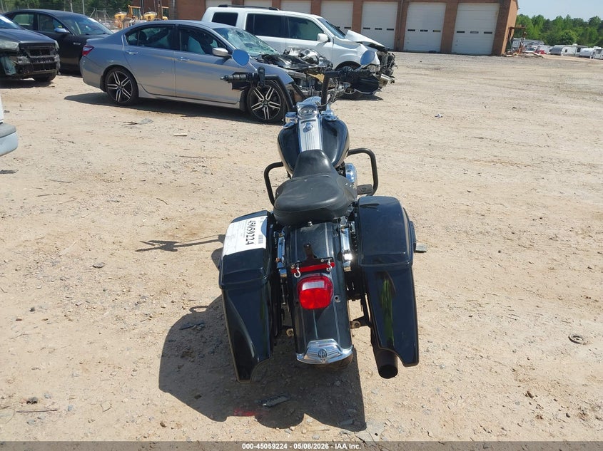 2012 Harley-Davidson Flhrc Road King Classic VIN: 1HD1FRM14CB625910 Lot: 45059224