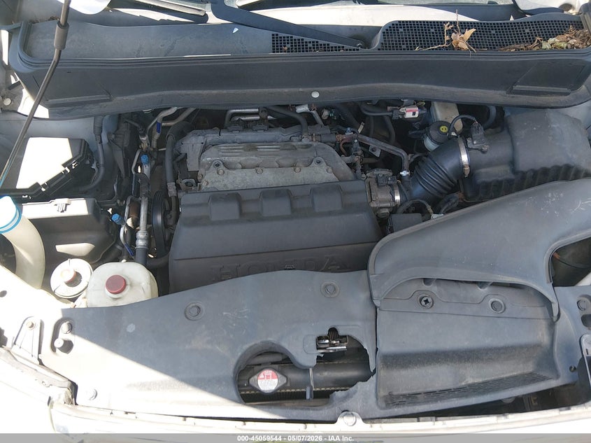 5FNYF4H97BB053164 2011 Honda Pilot 3.5 Touring Silver