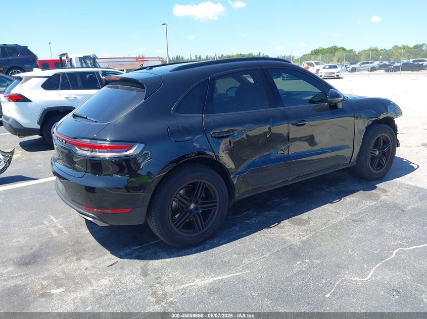 WP1AA2A55MLB14506 2021 Porsche Macan 2.0 Black