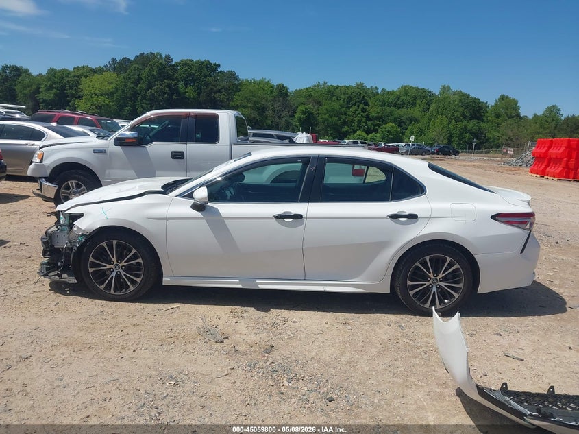 VIN 4T1B11HK5JU080905 2018 TOYOTA CAMRY SE