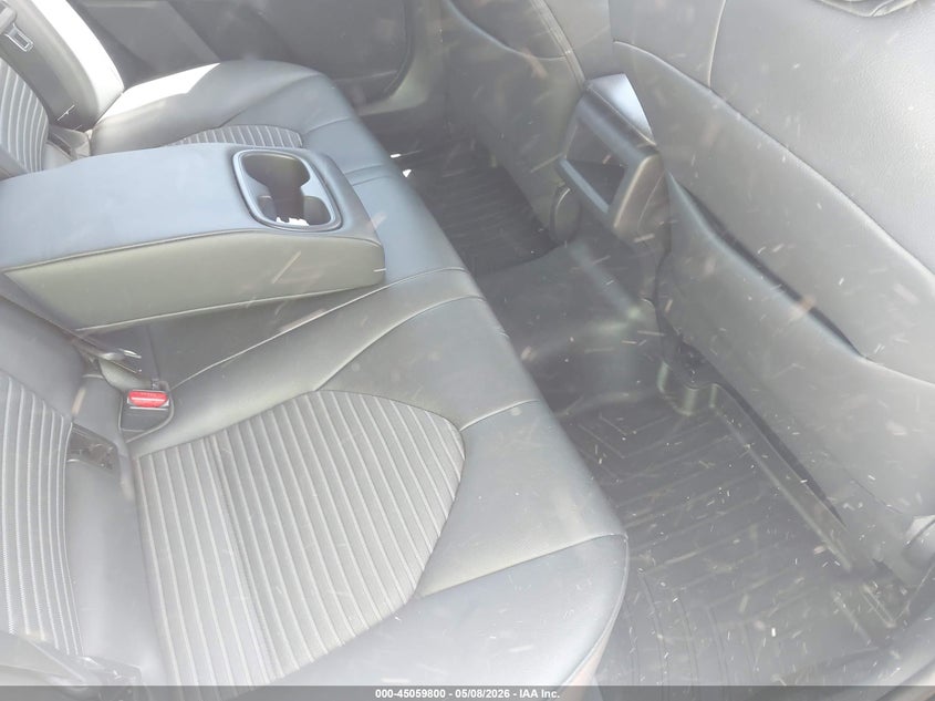 VIN 4T1B11HK5JU080905 2018 TOYOTA CAMRY SE