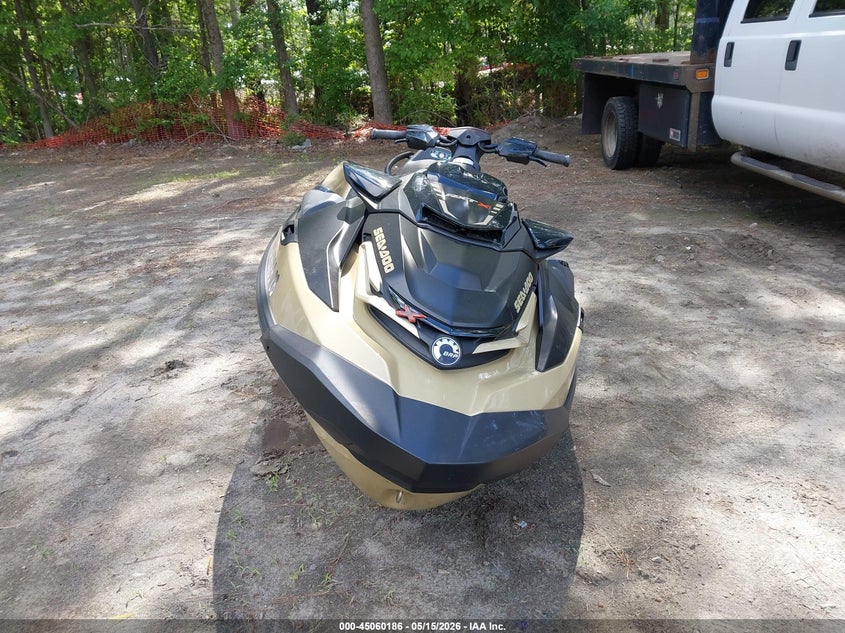 2025 SEADOO RXT auction photo 6