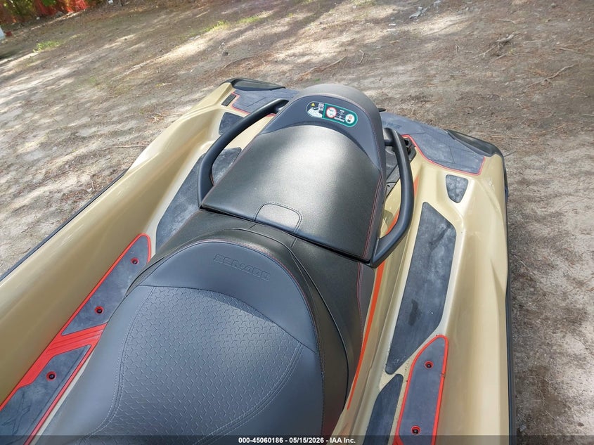 2025 SEADOO RXT auction photo 8