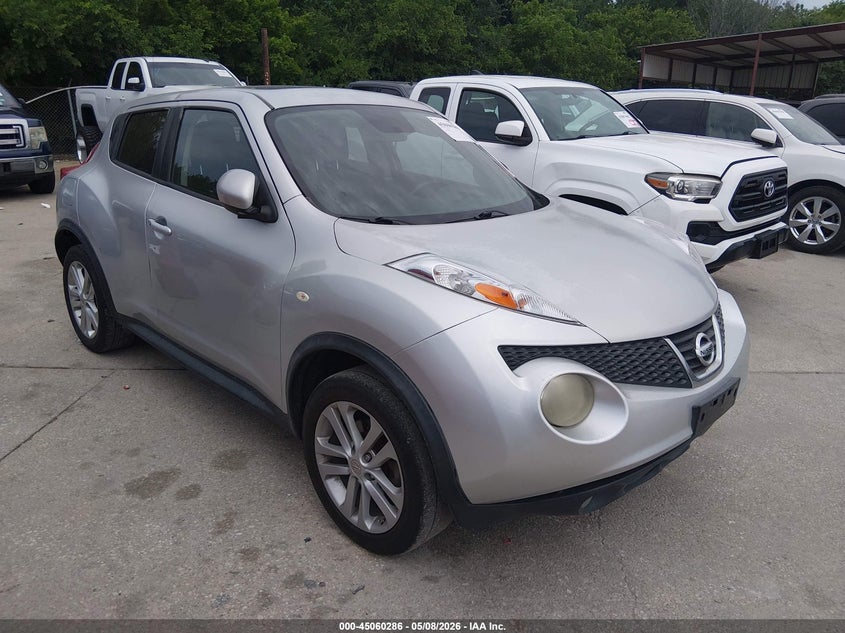 2013 NISSAN JUKE SL