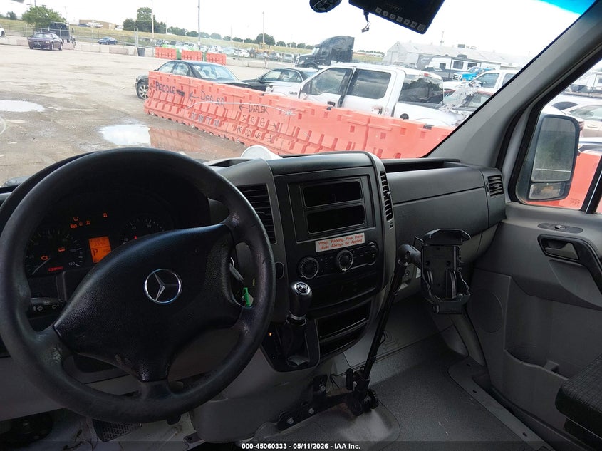 2016 Mercedes-Benz Sprinter 2500 High Roof VIN: WD3PE8DDXGP247260 Lot: 45060333