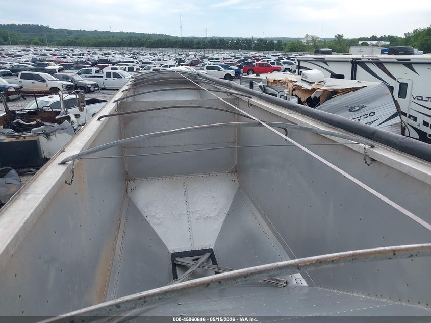 2005 TIMPTE GRAIN TRAILER auction photo 8