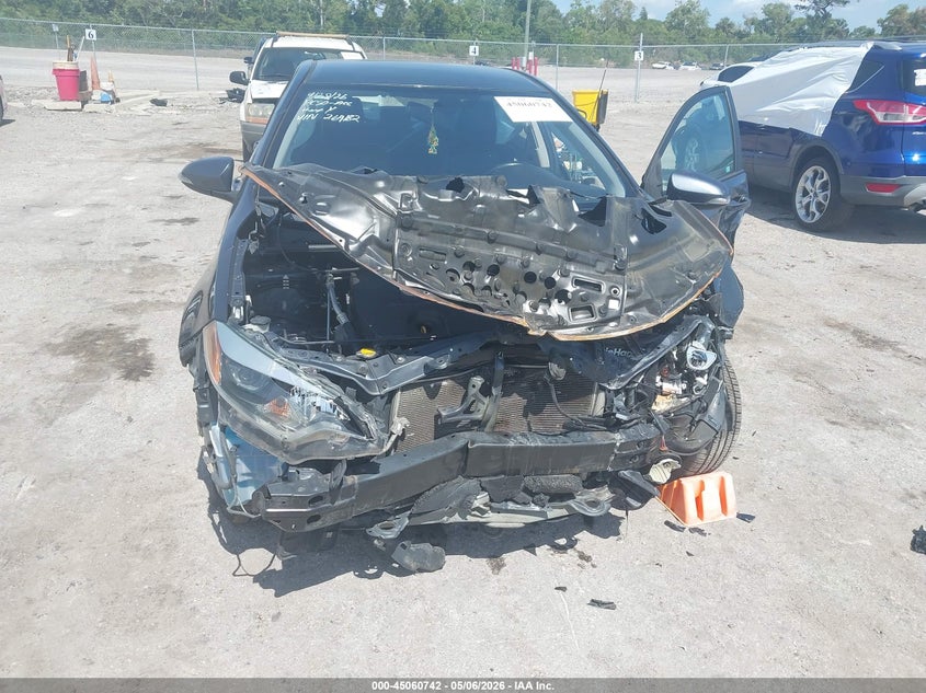 2015 TOYOTA COROLLA SEDAN 1.8L I-4 DOHC, VVT, 132HP