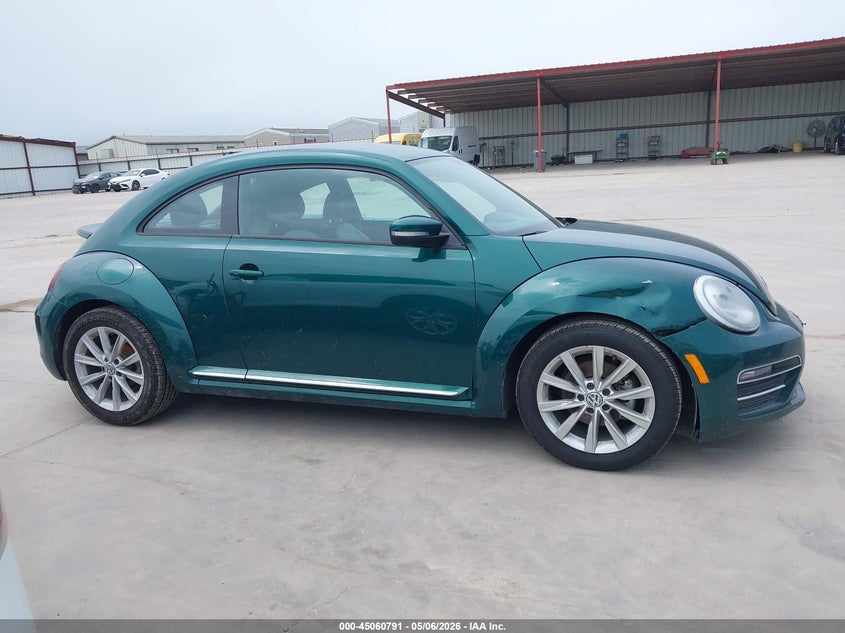 2017 Volkswagen Beetle - widok 13