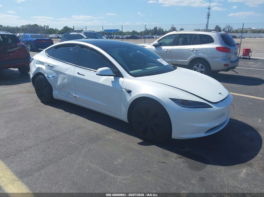 Vin: 5yj3e1ea7tf163286, lot: 45558348, tesla model 3 premium rear-wheel drive/rear-wheel drive 2026 img_1