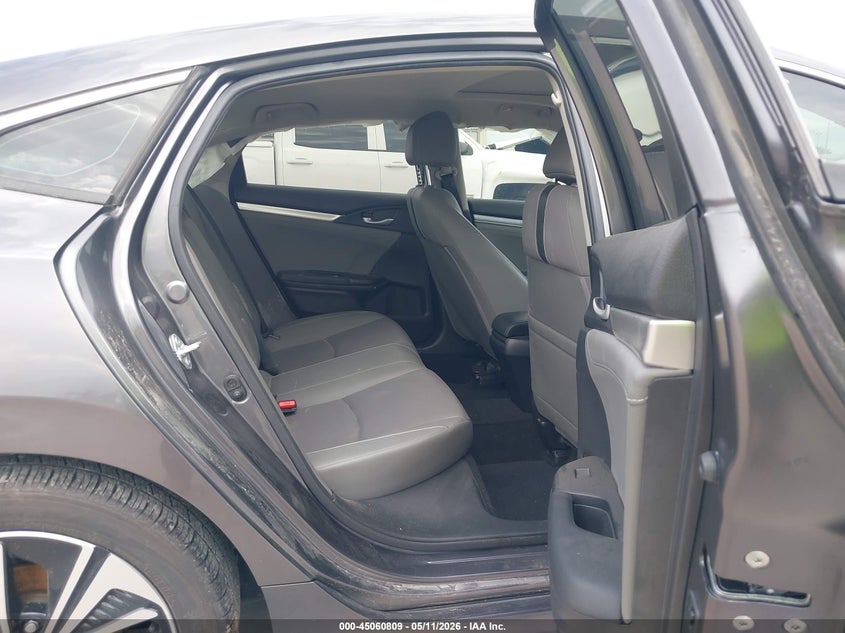 2018 HONDA CIVIC auction photo 8