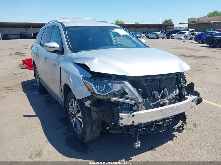 2020 Nissan Pathfinder Sv 4Wd