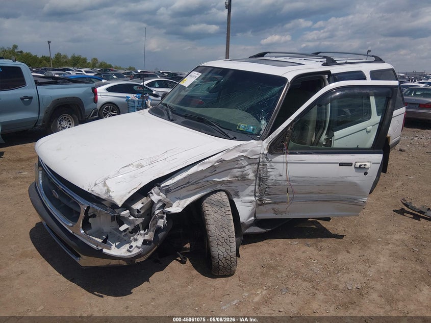 1998 Ford Explorer Eddie Bauer/Limited/Xl/Xlt VIN: 1FMZU34E6WZC24621 Lot: 45061075