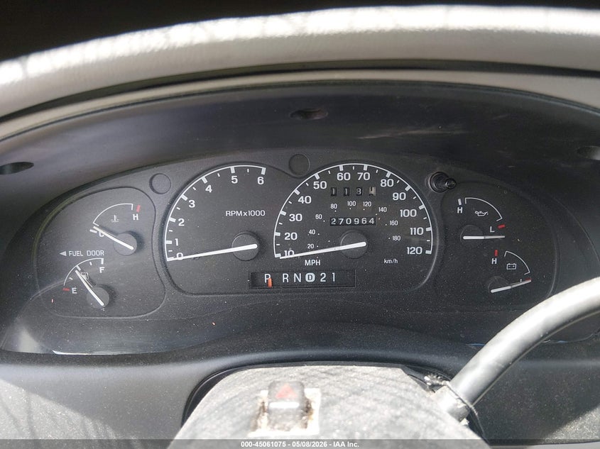 1998 Ford Explorer Eddie Bauer/Limited/Xl/Xlt VIN: 1FMZU34E6WZC24621 Lot: 45061075