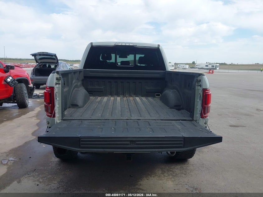 VIN 1FTFW1RG1HFC35126 2017 FORD F-150 RAPTOR