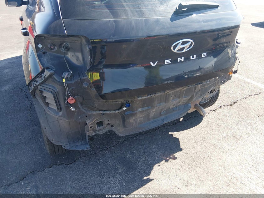 2021 Hyundai Venue Se VIN: KMHRB8A30MU068950 Lot: 45061565