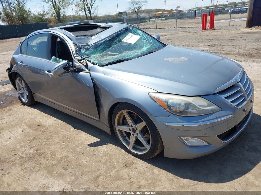 2014 HYUNDAI GENESIS auction photo 1
