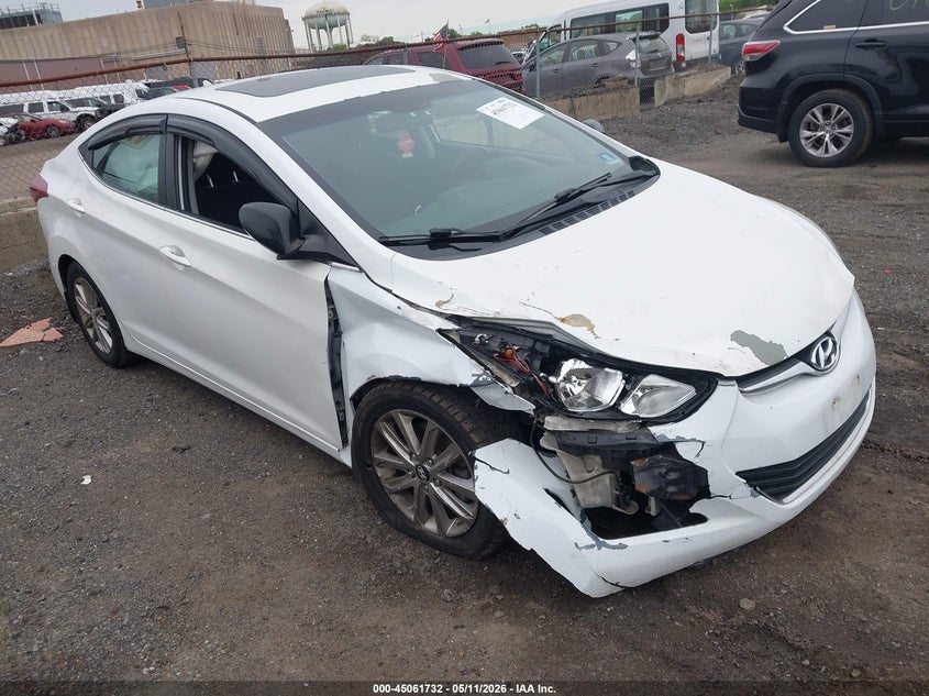 2015 HYUNDAI ELANTRA SE