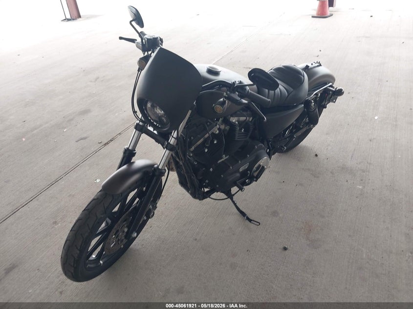 2021 HARLEY-DAVIDSON XL883 auction photo 2