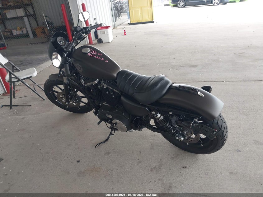 2021 HARLEY-DAVIDSON XL883 auction photo 3