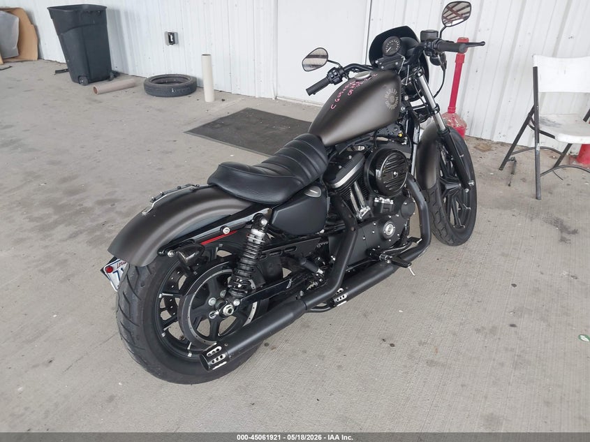 2021 HARLEY-DAVIDSON XL883 auction photo 4