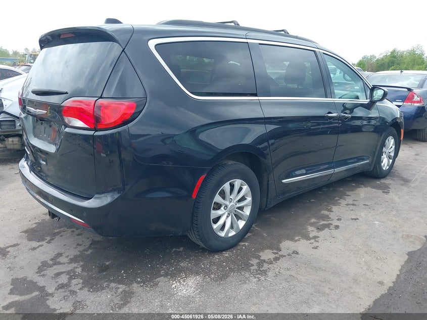 Vin: 2c4rc1bg9hr759620, lot: 45559471, chrysler pacifica touring-l 20174