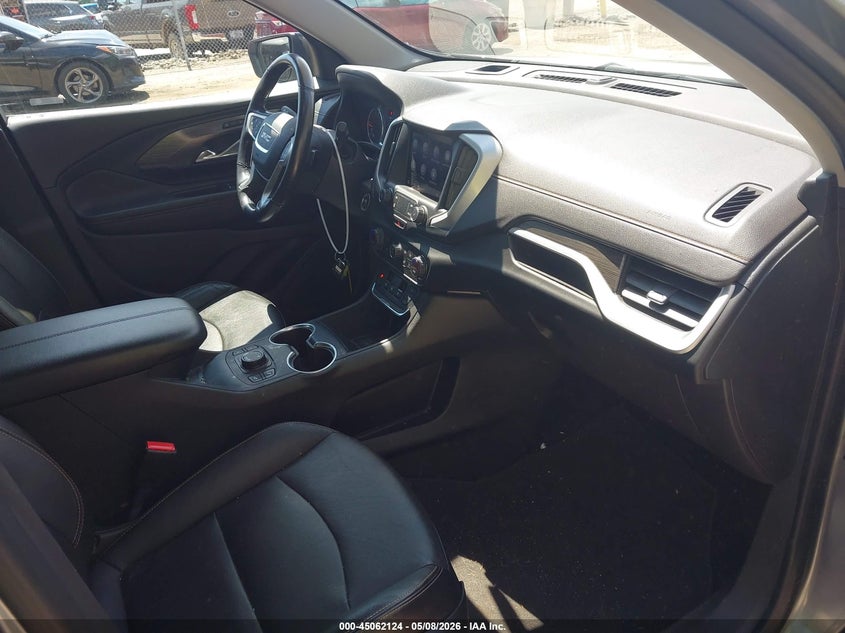 2020 GMC TERRAIN auction photo 5