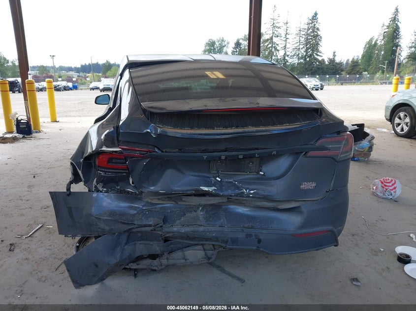 2023 Tesla Model X Plaid Tri Motor All-Wheel Drive VIN: 7SAXCBE65PF400746 Lot: 45062149