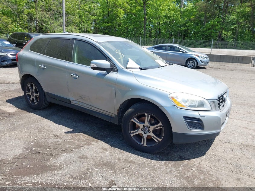 VOLVO XC60 2013. Lot# 45062163. VIN YV4902DZ7D2454491. Photo 1