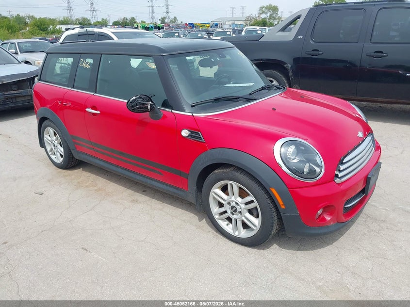 2013 MINI CLUBMAN COOPER
