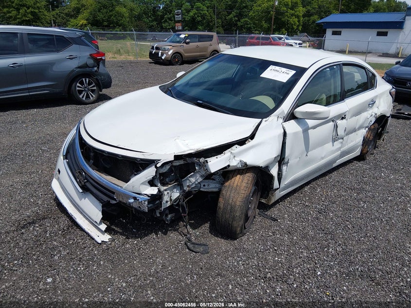 2015 Nissan Altima 2.5 S 1N4AL3AP0FN315455 photo 1