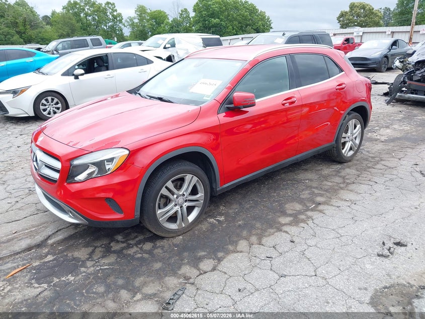 2015 MERCEDES-BENZ GLA 250 auction photo 2